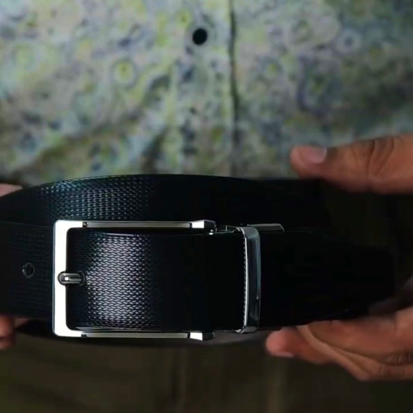 2-in-1 Reversible Leather Belt Needle Texture