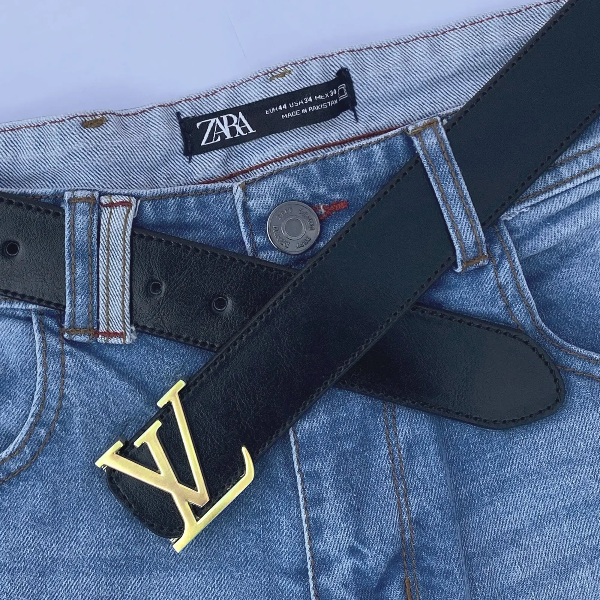 Louis Vuitton Belt - Genuine Leather - RoyaltyNow